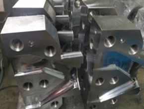 Đánh bóng xi mạ 01